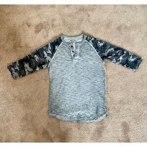 Express Men’s Henley Baseball Tee – Small – Gray & Black Camo Raglan Sleeves